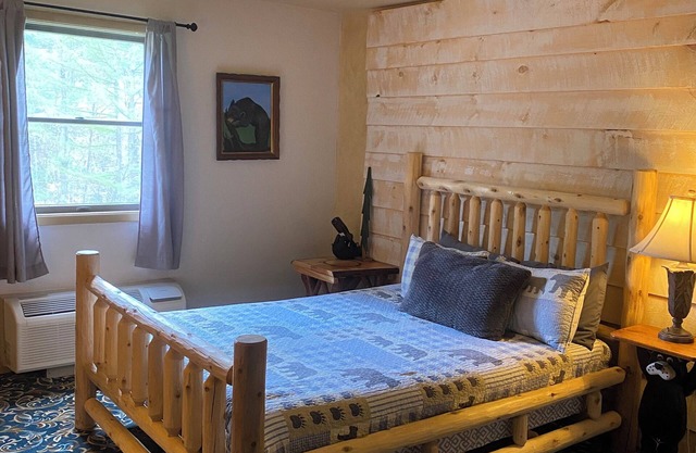 1-Lodge Room