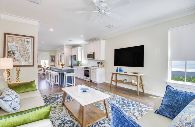 1 Mi to Riverwalk: Brand New Bradenton Home