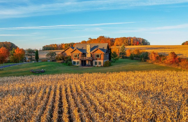 1-Mile to Road America, 2-Miles to Elkhart Lake