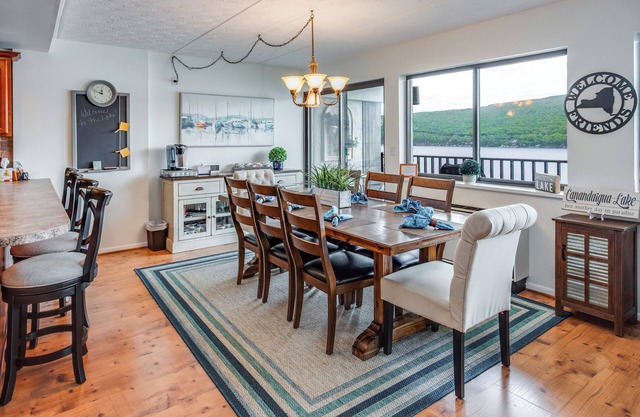 #1 Rated Amazing Canandaigua Lake/4 bed/3 bath/1750sqft.Rare End Unit!