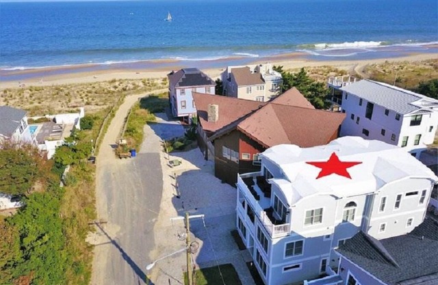 10 Chicago Street - 10 Bedrooms - 91/2 Path Ocean Block w/pool