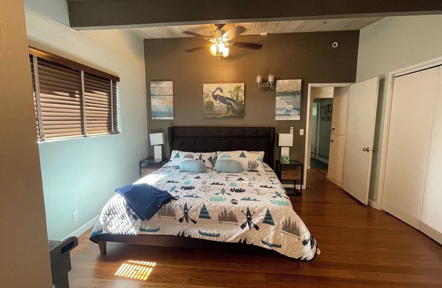 10% discount for weekly stays! Fisherman’s house on Clear Lake with dock