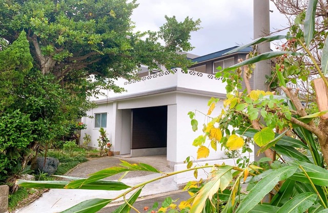 10 minutes from the airport one building availabl/Amami Kagoshima
