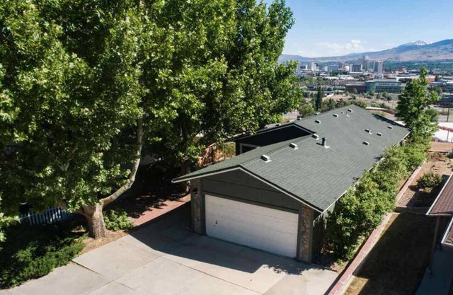*10% Off* Skyline Escape~Reno~UNR~Tahoe~Casinos