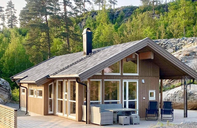 10 person holiday home in Søndeled-By Traum