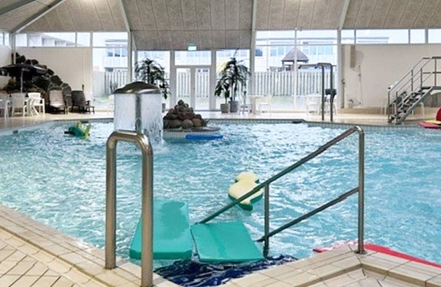10 person holiday home in Brovst