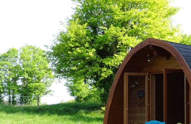 100% Nature "Nest 2" hut near Futuroscope