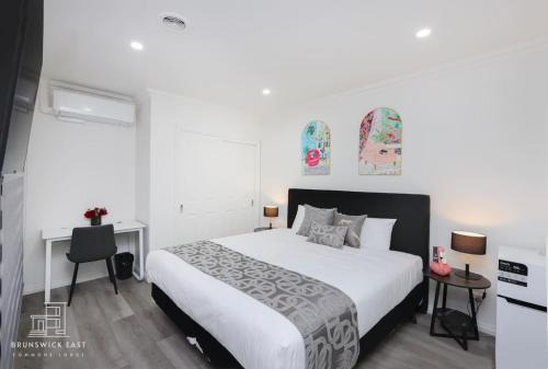 101 Luxe King BR with Fast WiFi - Brunswick East