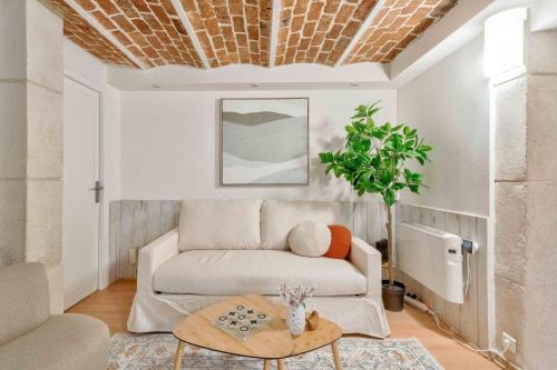 10mn Paris - Free Secure and Private Parking - Souplex - All equipped - Completely Renovated