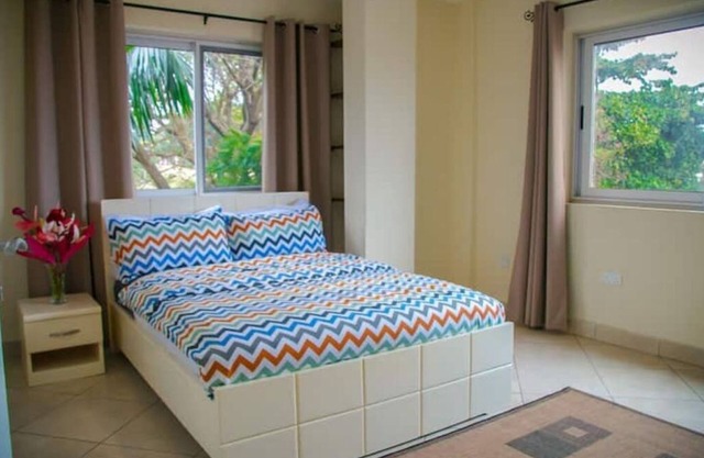 12 Minutes from Osu Oxford Street 2BDR apartment/2.5 Bathrooms