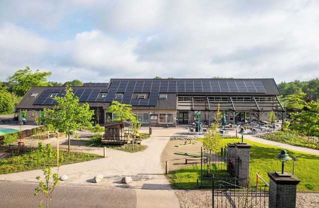 12-person bungalow - Extra accessible in the holiday park Landal Orveltermarke
