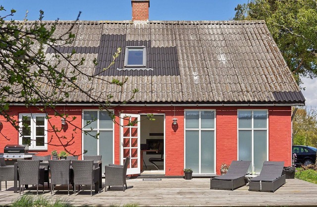 12 person holiday home in Nexø-By Traum