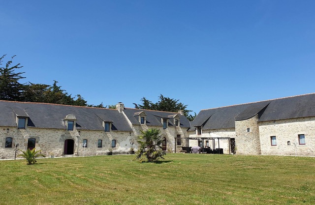14th century manor house -Bretagne-Morbihan-SURZUR - le colombier de kerguezec