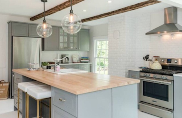 1780 Hudson Valley Farmhouse