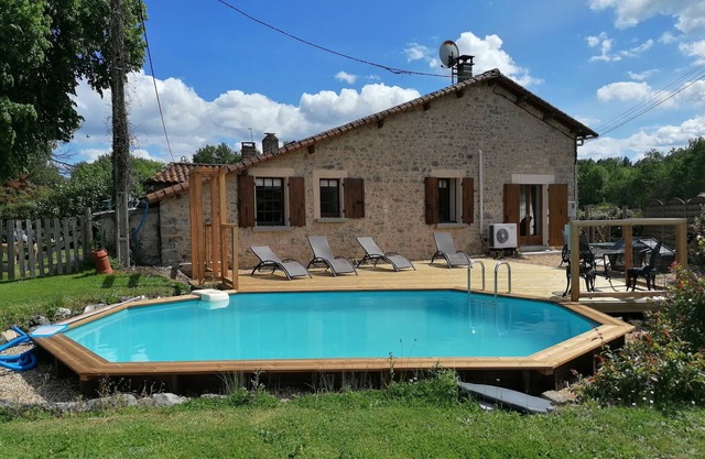 17th century renovated stone built farm house with private pool and garden
