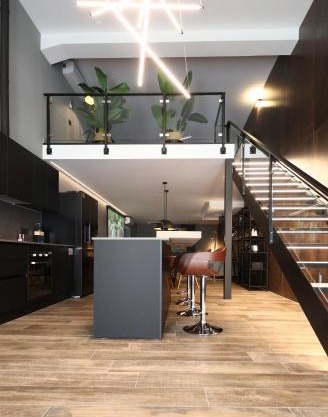 180 M2!-Luxurious 2BR LOFT-Terrace-Highest Standard-Fully renovated & equipped-Amazing