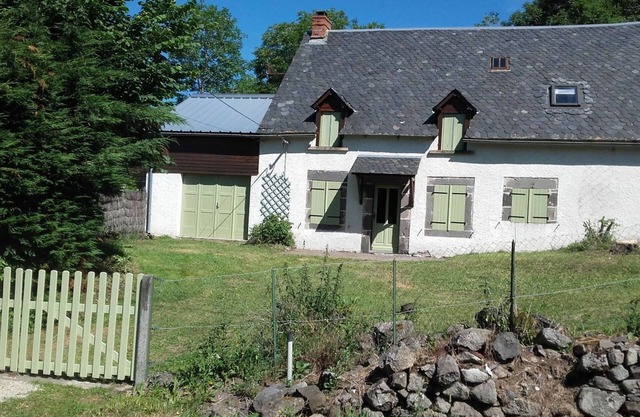 1802 Auvergne house