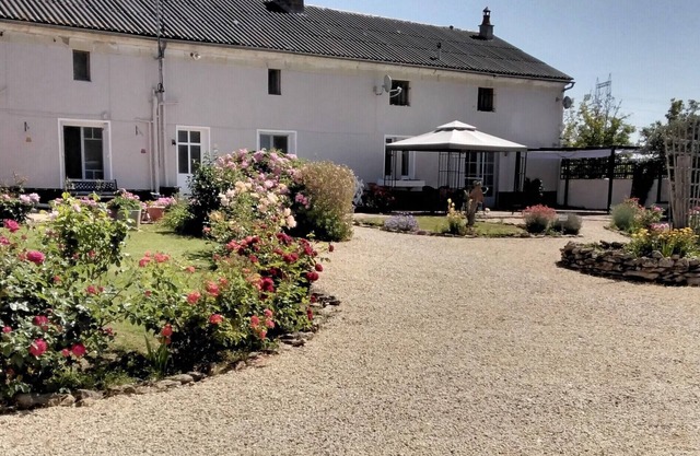 18th century renovated farmhouse situated in a quiet farming hamlet