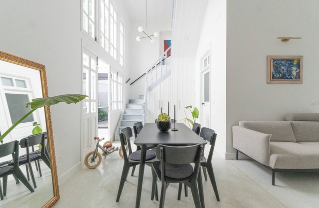 1924 Gemini House | Jacuzzi, Indoor Garden, Rooftop