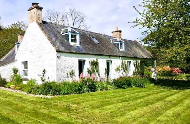 19th Century Millers Cottage with stunning views, beautifully renovated.