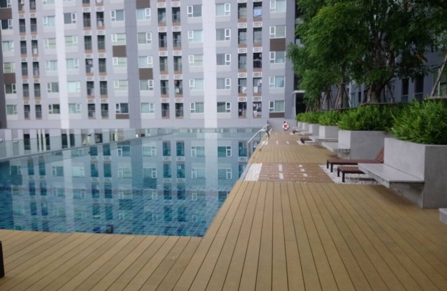 1B/R Pool View Condo near MRT, Stay like home.