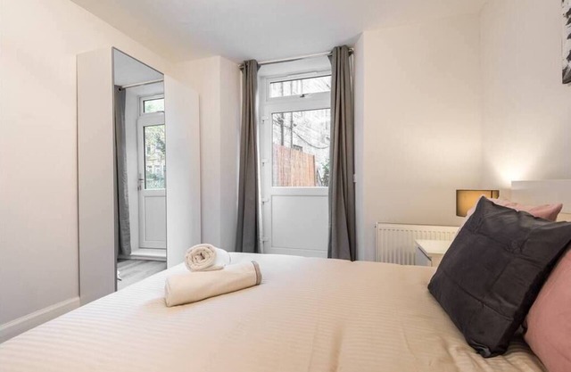 1Bed, Ground floor, Private Entrance