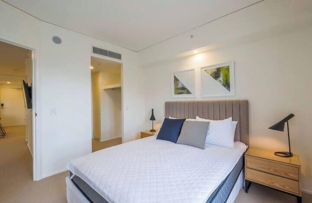 1BR Executive Apartment with Pool & Gym - Sleeps 3
