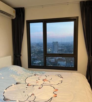 1BR Free pool&gym fast WIFI Airport Link