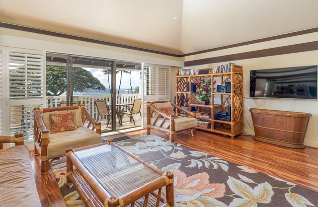 2/2 OCEAN VIEW with AC, Poipu Beach Condo Resort, Kiahuna, Pool, Gym, Courts