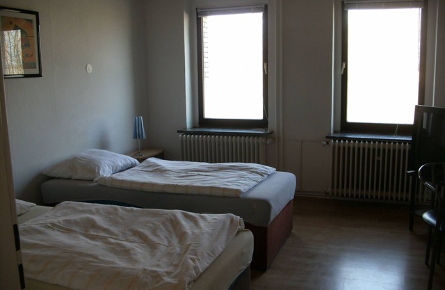 2 apartments for up to 12 people