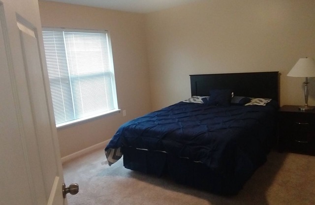 2 bd 2 bath Furnished Suite 1 mile from Notre Dame
