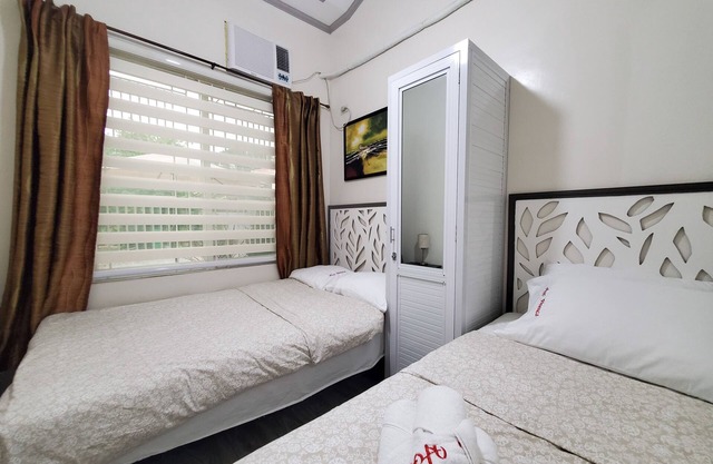 2 BDRM, Furnished, A/C, Wi-Fi, PRKG, Netflix, PRKG, in Tayug Town Proper