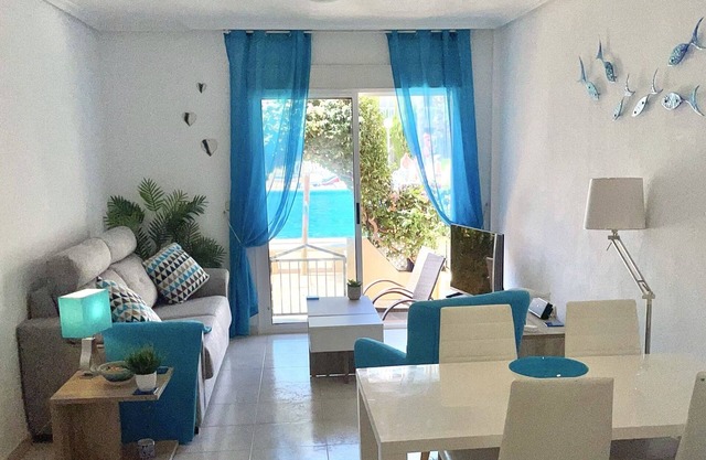 2 Bed 2 Bath Apartment, Ground Floor, Pool Facing, Los Alcázares, Nr Beach WIFI