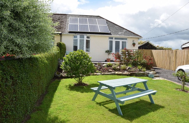 2-Bed Cottage - Sleeps4 - Garden - Bbq