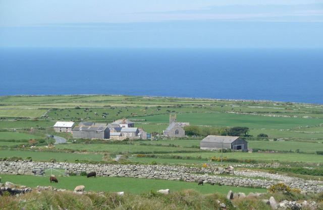 2 bed cottage in coastal location between St Ives and Lands End