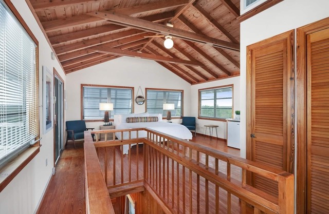 2 Bedroom 2 Bathroom Home with Private Pool Walking Distance to a Water View