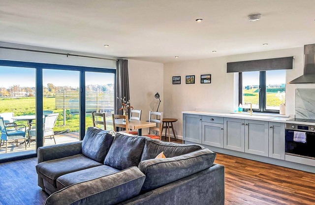 2 bedroom accommodation in Old Buckenham