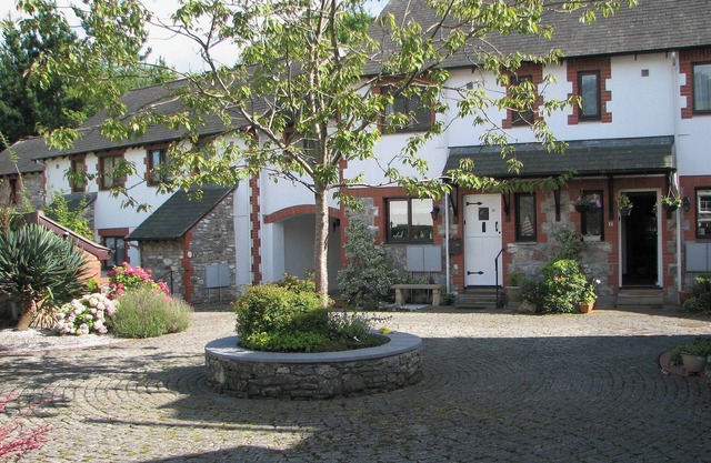 2 bedroom accommodation in Buckfastleigh