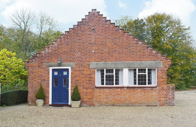 2 bedroom accommodation in Fressingfield