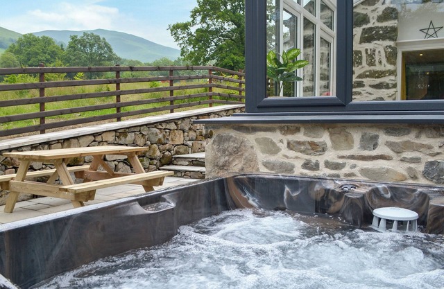 2 bedroom accommodation in Cwm-Cewydd, near Machynlleth