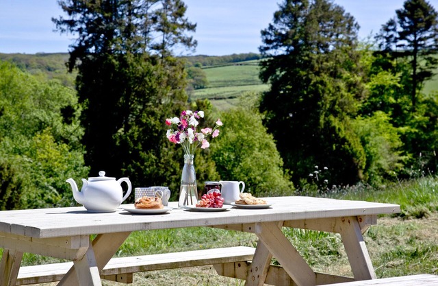 2 bedroom accommodation in Umberleigh