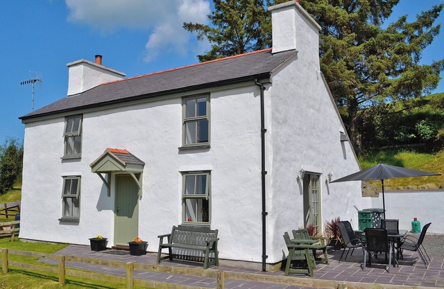 2 bedroom accommodation in Eglwysbach, near Conwy