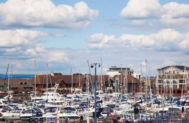 2 bedroom accommodation in Sovereign Harbour, near Eastbourne