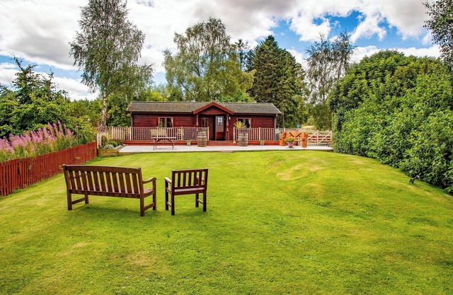 2 bedroom accommodation in Redfield, near Inverness