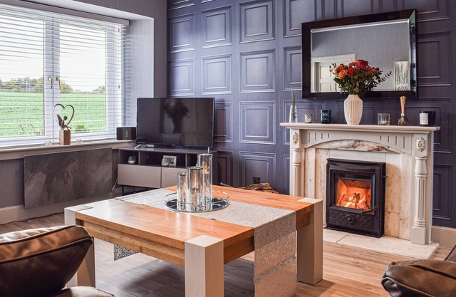 2 bedroom accommodation in Cluny, near Kirkcaldy