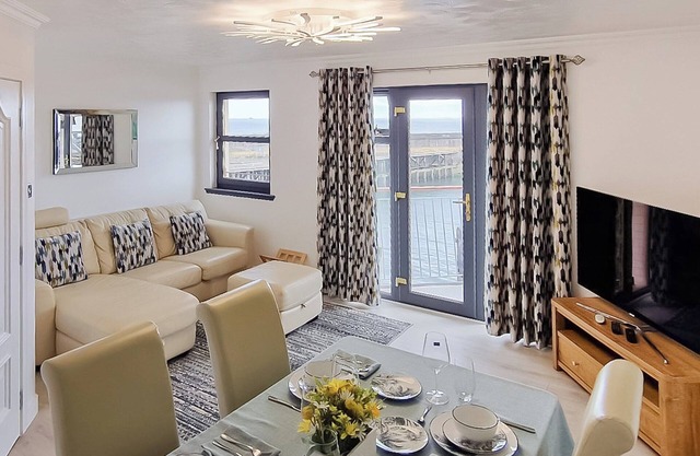 2 bedroom accommodation in Kirkcaldy