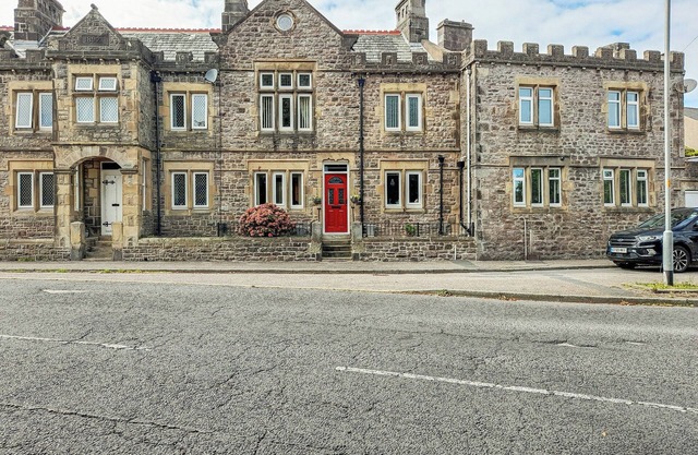 2 bedroom accommodation in Heysham, near Morecambe