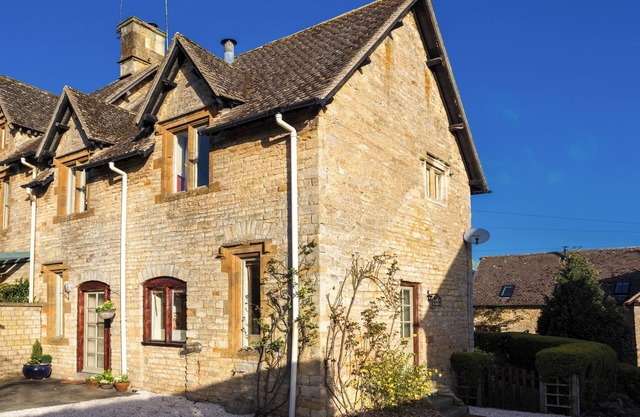 2 bedroom accommodation in Long Compton, near Chipping Norton