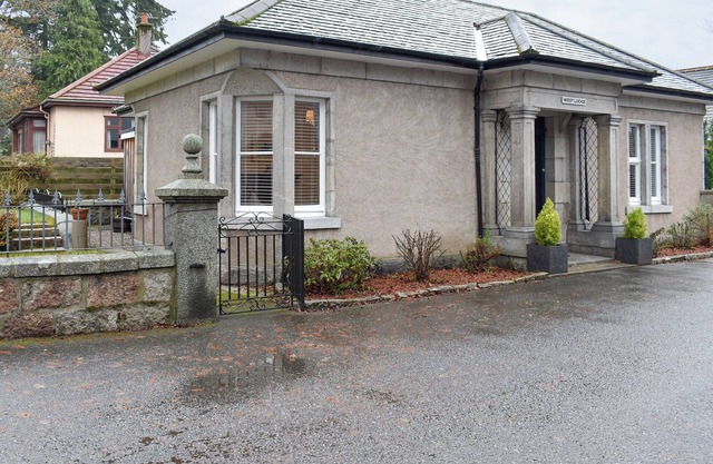 2 bedroom accommodation in Banchory