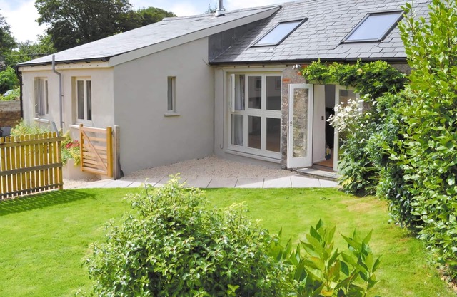 2 bedroom accommodation in Valast Hill, near Stackpole